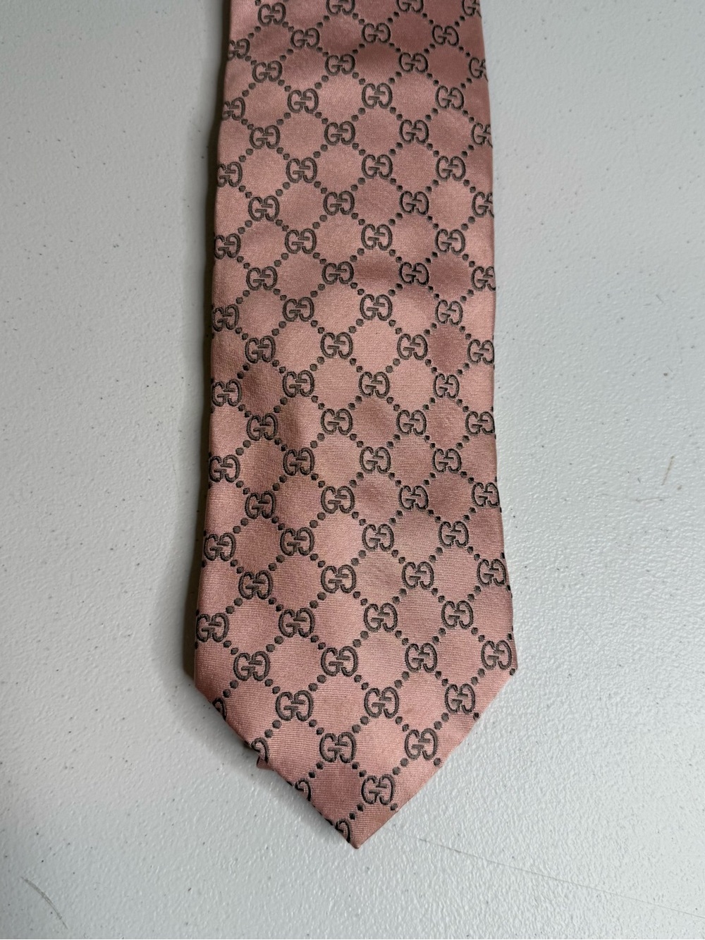 Gucci GG 100% Silk Pink Tie